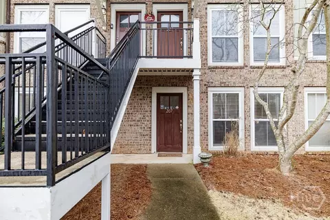 490 Barnett Shoals Rd #207, Athens, GA 30605