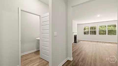 Entry Way - 399 Abbott Rd, Statham, GA 30666 photo 4 of 4