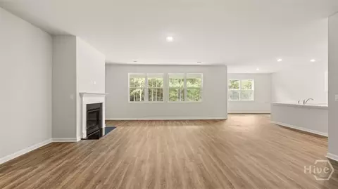Living - 399 Abbott Rd, Statham, GA 30666 photo 2 of 6