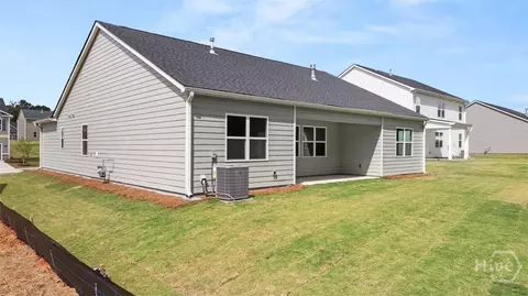 Exterior - 399 Abbott Rd, Statham, GA 30666 photo 6 of 9