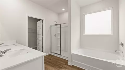 Bath - 399 Abbott Rd, Statham, GA 30666 photo 1 of 3