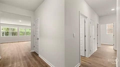 Entry Way - 399 Abbott Rd, Statham, GA 30666 photo 3 of 4