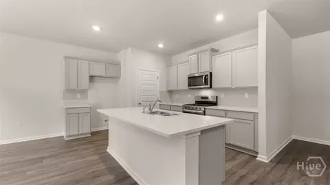 Kitchen - 422 Abbott Rd, Statham, GA 30666 photo 1 of 4