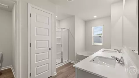 Bath - 406 Abbott Rd, Statham, GA 30666 photo 1 of 5