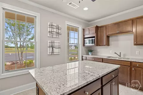 Kitchen - 406 Abbott Rd, Statham, GA 30666 photo 2 of 3