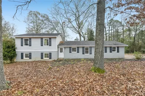 348 Jefferson River Rd, Athens, GA 30607
