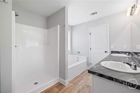 Bath - 235 First St, Statham, GA 30666 photo 3 of 3