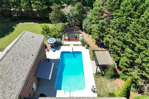 Exterior - 1885 Silver Oak Dr, Bethlehem, GA 30620 photo 23 of 24
