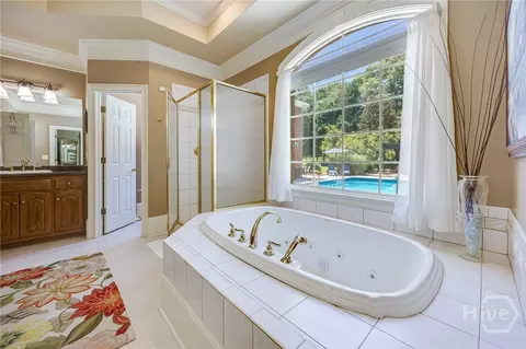 Bath - 1885 Silver Oak Dr, Bethlehem, GA 30620 photo 4 of 8
