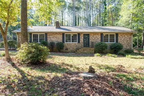 355 Rocky Dr, Athens, GA 30607