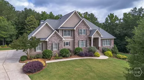 2481 Lakewood Manor Dr, Athens, GA 30606