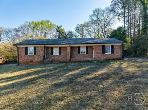 38 Thrasher Dr, Watkinsville, GA 30677