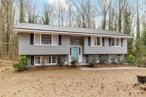 395 Roberts Rd, Athens, GA 30606
