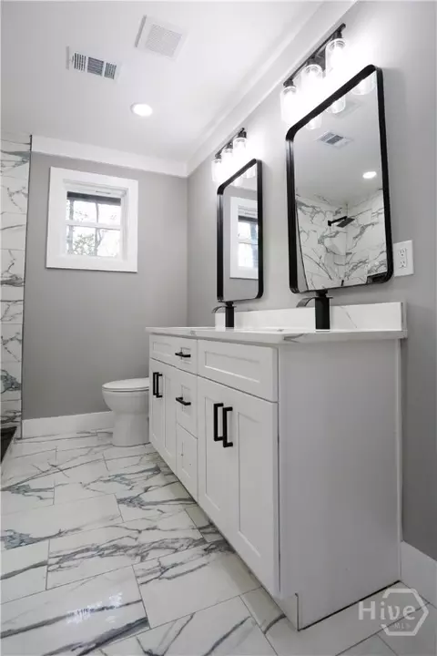 Bath - 1006 E Church St, Monroe, GA 30655 photo 1 of 5