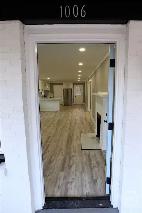 Entry Way - 1006 E Church St, Monroe, GA 30655 photo 1 of 1