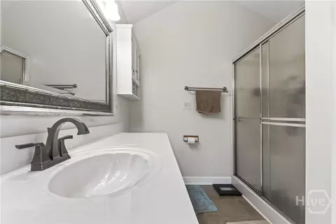 Bath - 149 Buttonwood Loop, Athens, GA 30605 photo 2 of 5