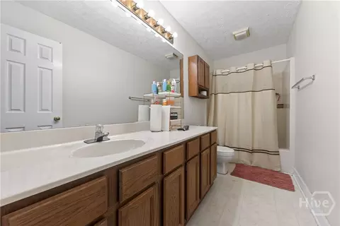 Bath - 149 Buttonwood Loop, Athens, GA 30605 photo 5 of 5
