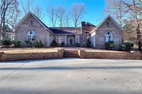 66 Highland Dr, Jefferson, GA 30549