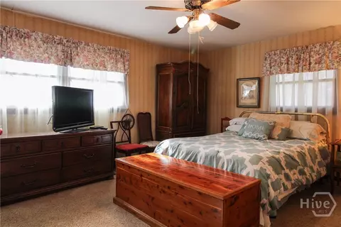 Bedroom - 921 Highway 72 E, Comer, GA 30629 photo 4 of 10