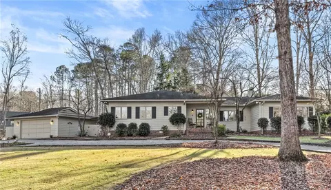 272 Chesterfield Rd, Bogart, GA 30622