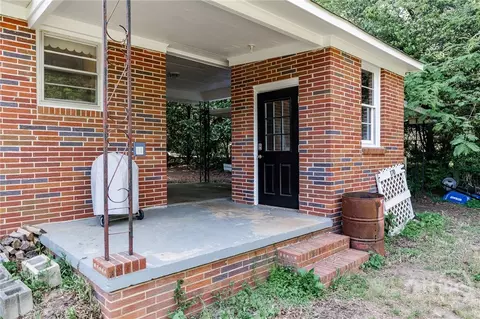 Exterior - 170 Jefferson River Rd, Athens, GA 30607 photo 8 of 11