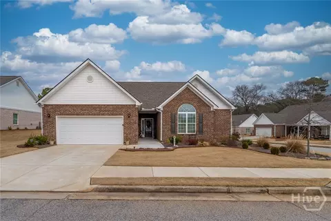 900 Park Place St, Social Circle, GA 30025