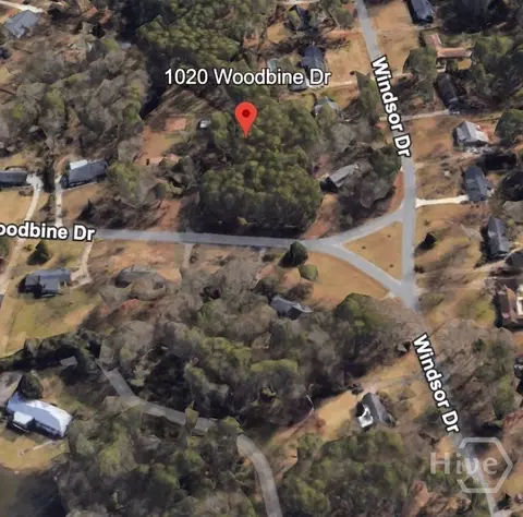 1020 Woodbine Dr, Watkinsville, GA 30677