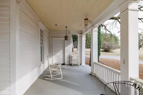 Exterior - 2351 Elder Rd Ext, Bishop, GA 30621 photo 8 of 17
