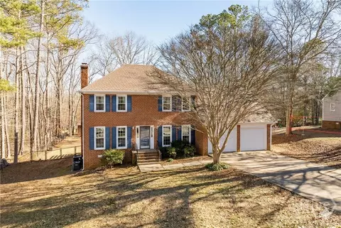 415 Brookstone Dr, Athens, GA 30605