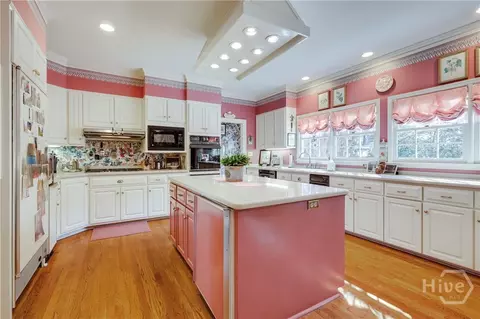 Kitchen - 278 Moss Side Dr, Athens, GA 30607 photo 2 of 4