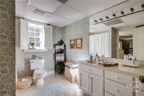 Bath - 278 Moss Side Dr, Athens, GA 30607 photo 4 of 4