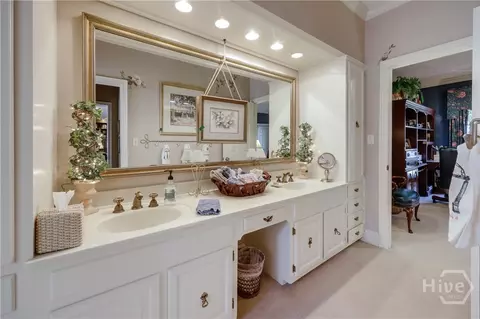Bath - 278 Moss Side Dr, Athens, GA 30607 photo 1 of 4