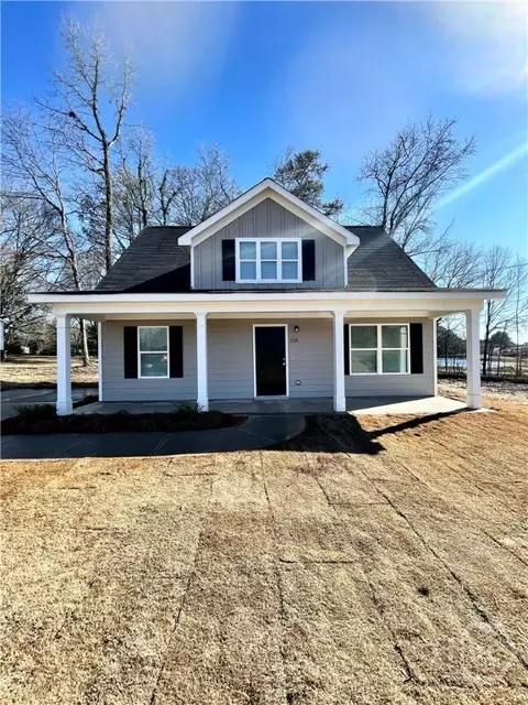 214 E Vine St, Monroe, GA 30655