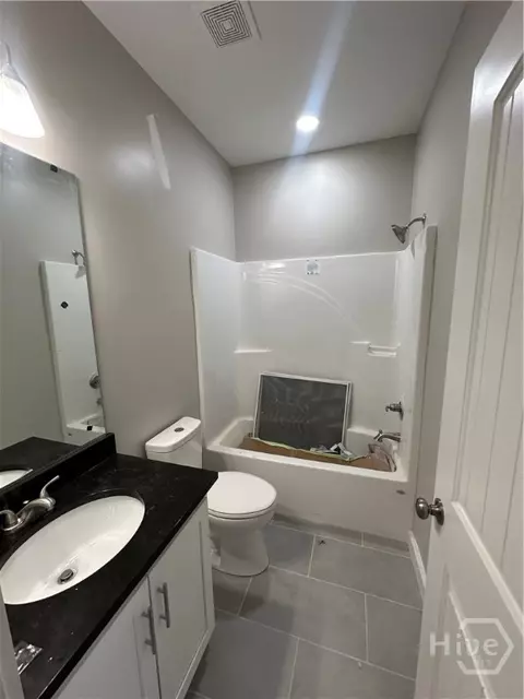Bath - 113 Sidetrack Cir, Comer, GA 30629 photo 6 of 7