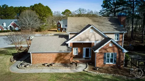 1010 Charles Ct, Statham, GA 30666