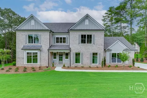 1311 Riverhill Dr, Bishop, GA 30621