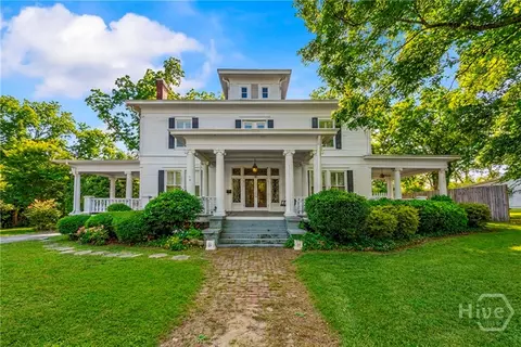 334 Heard St, Elberton, GA 30635
