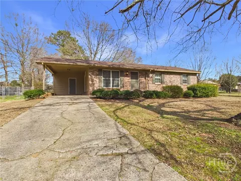 1020 Tuxedo Ln, Watkinsville, GA 30677
