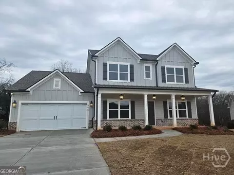 598 Calgary Downs Dr, Winder, GA 30680