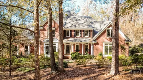 1050 Scarlet Oak Cir, Athens, GA 30606