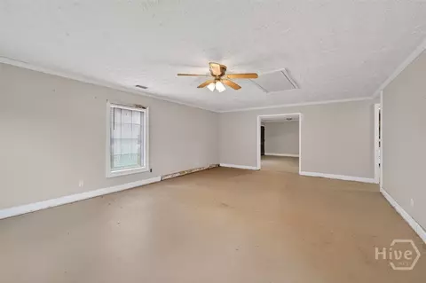 Living - 2669 H D Atha Rd, Monroe, GA 30655 photo 2 of 9