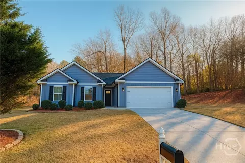 178 Cole Court Dr, Commerce, GA 30529