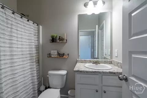 Bath - 1978 Waterside Cir, Bethlehem, GA 30620 photo 4 of 4