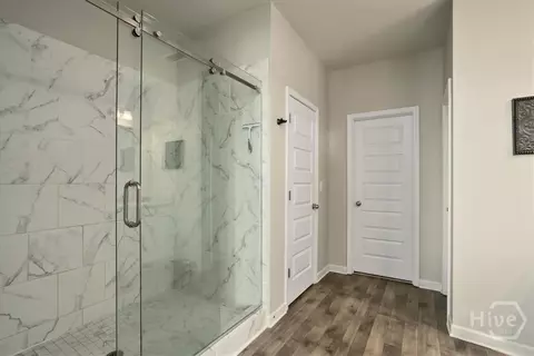 Entry Way - 1978 Waterside Cir, Bethlehem, GA 30620 photo 2 of 3