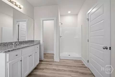 Bath - 120 Grace Ln #6, Colbert, GA 30628 photo 5 of 5