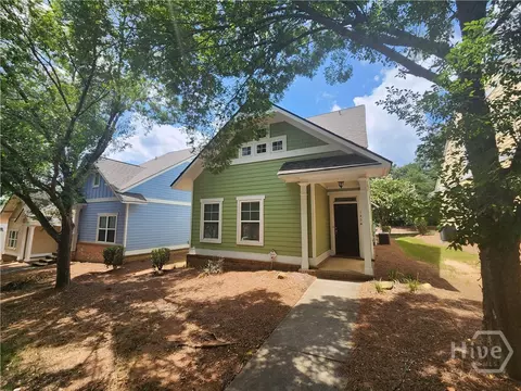 145 Artisan Pl, Athens, GA 30601