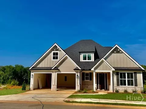 1351 Legend Dr, Greensboro, GA 30642