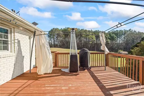Exterior - 555 Hubbard Rd, Carnesville, GA 30521 photo 3 of 18