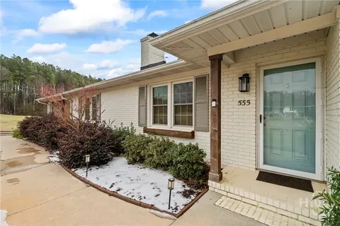 Exterior - 555 Hubbard Rd, Carnesville, GA 30521 photo 2 of 18