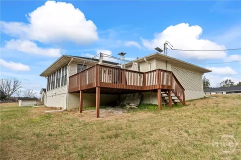 Exterior - 555 Hubbard Rd, Carnesville, GA 30521 photo 13 of 18